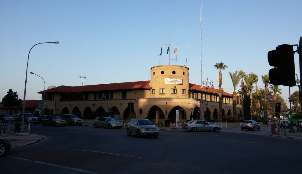 budynek policji larnaka