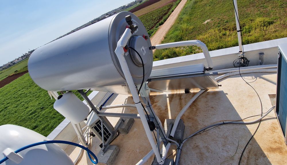 zbiorniki na wode na dachu