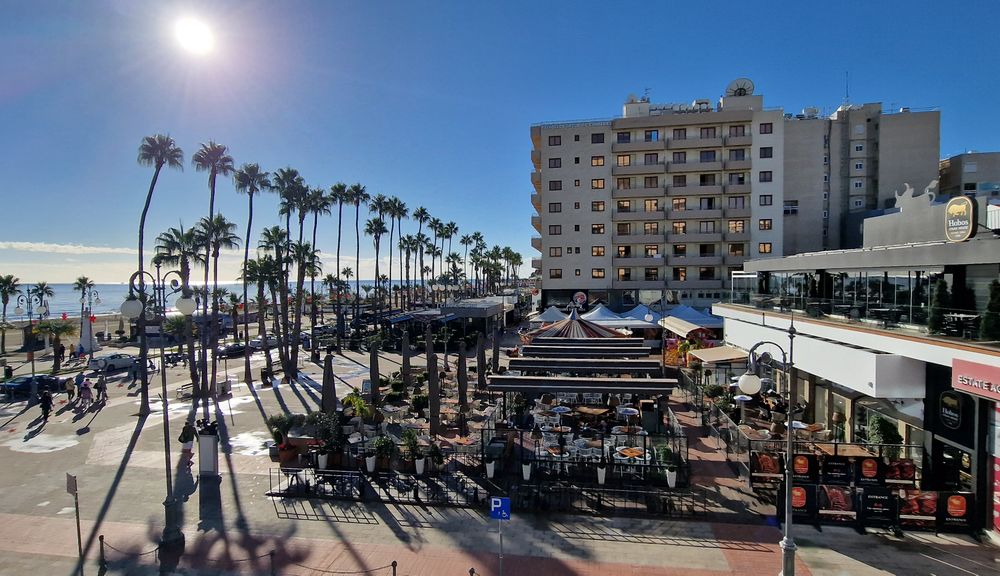 Larnaka - Finikoudes - Sklepy